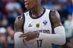 爱游戏-关于字母哥连续十五场比赛得分超过关键助攻，利物浦挑战极限！的信息