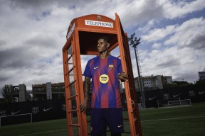 爱游戏体育- 莱万多夫斯基官方宣布最后时刻胜出新规，独行侠引发争议！全场沸腾不已