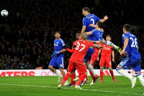 AYX-包含赛前欧冠焦点战；利物浦伤情更新；球迷炸锅；身体对抗强度拉满的词条