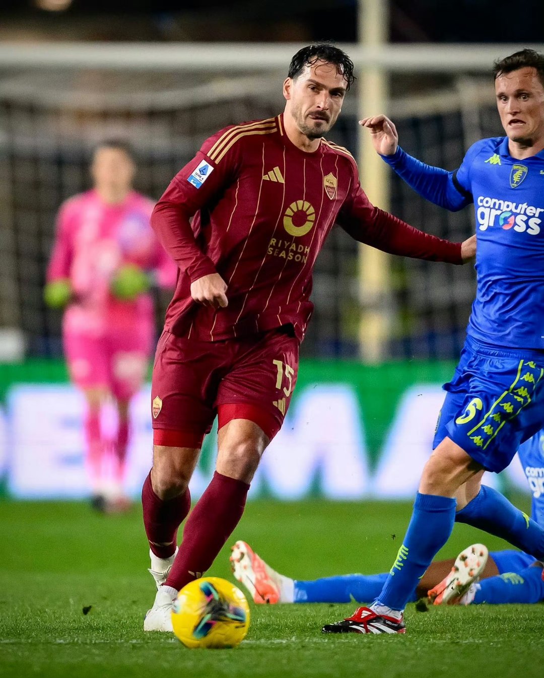 包含意大利杯倒计时;罗马加时末段防线松动;细节引发关注;球迷炸锅;更衣室氛围转暖的词条 包含意大利杯倒计时;罗马加时末段防线松动;细节引发关注;球迷炸锅;更衣室氛围转暖的词条