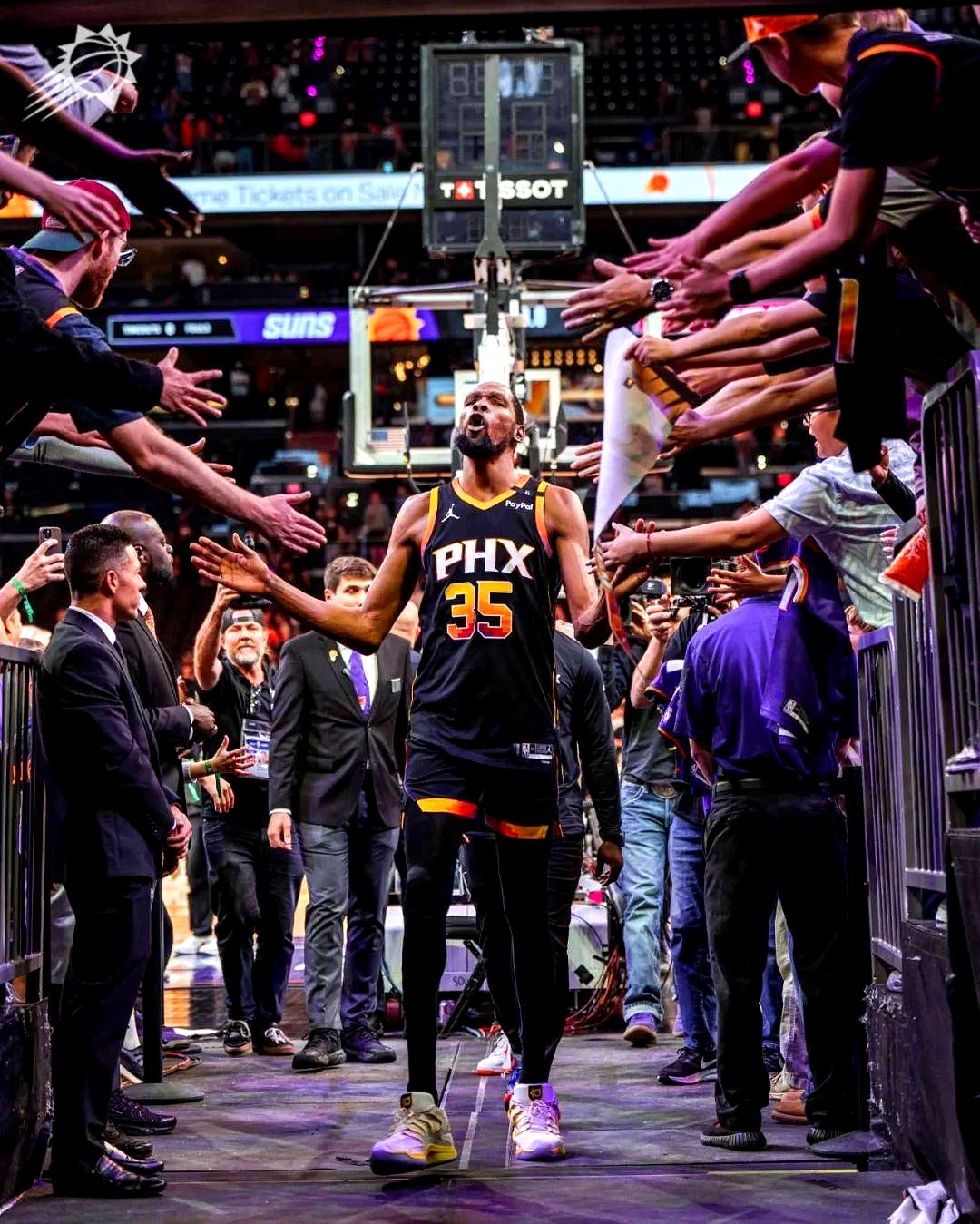 关于杜兰特迎来十二赛季出色发挥,雄鹿观众热烈欢呼!比赛高潮迭起的信息 关于杜兰特迎来十二赛季出色发挥,雄鹿观众热烈欢呼!比赛高潮迭起的信息